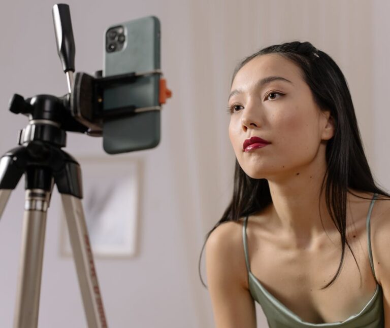 Adult Live Streaming Platform: Real-Time Chat & Unfiltered Fun