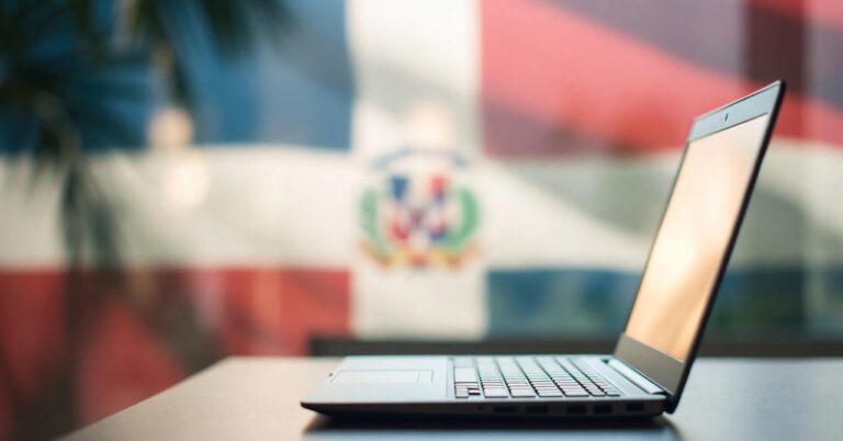 Dominican Cams Review 2026: Caribbean Live Chat Energy, Features, Warmth, Cultural Charm, Safety Tips