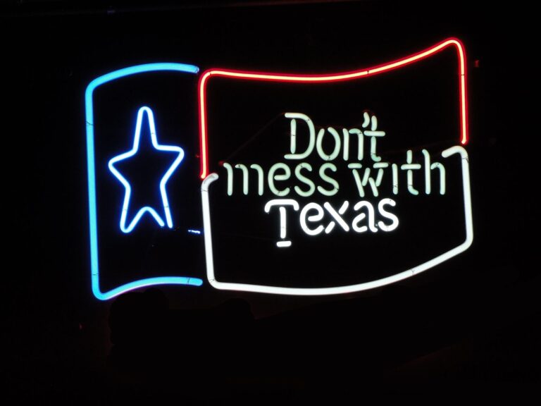 Texas Cams Review 2026: Southern Live Chat Energy, Features, Safety Tips & Why JerkRoulette Is a Fast Private Alternative