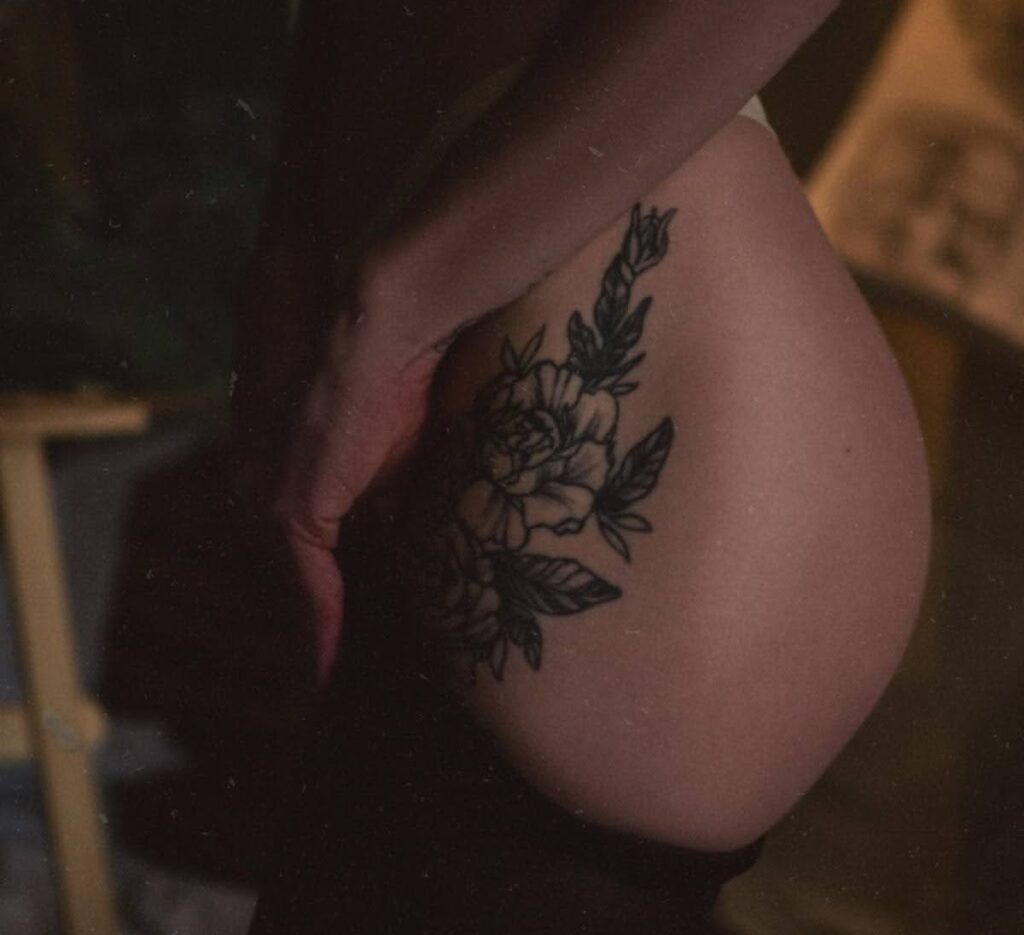 ass on cam